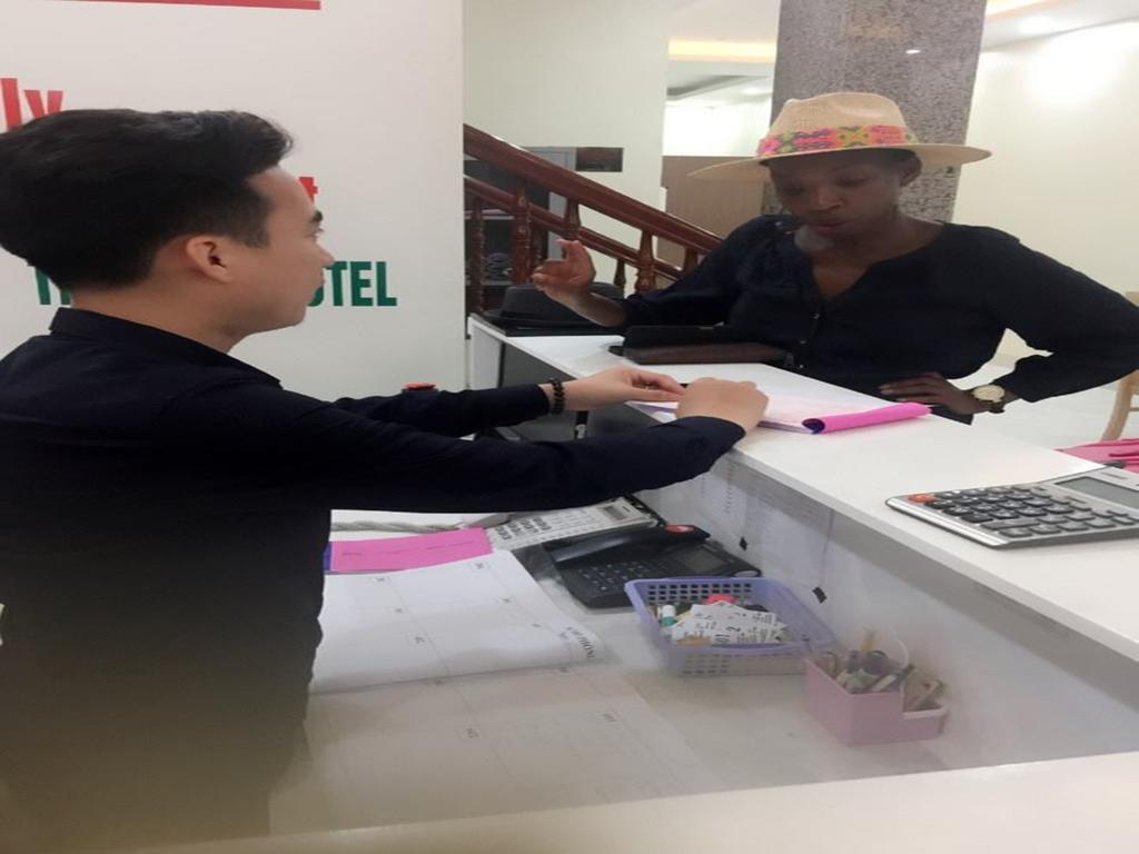 Family Airport Hotel Thach Loi エクステリア 写真