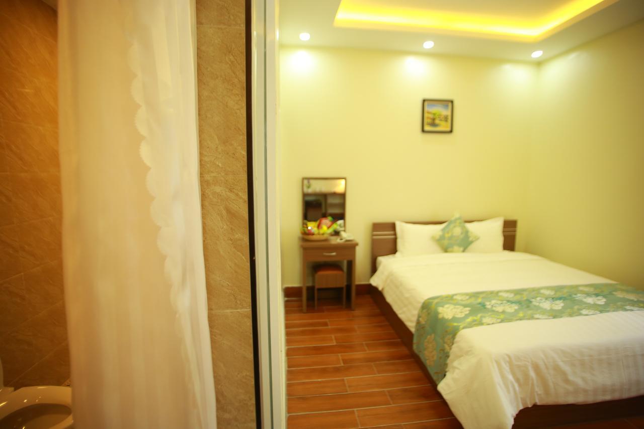 Family Airport Hotel Thach Loi エクステリア 写真